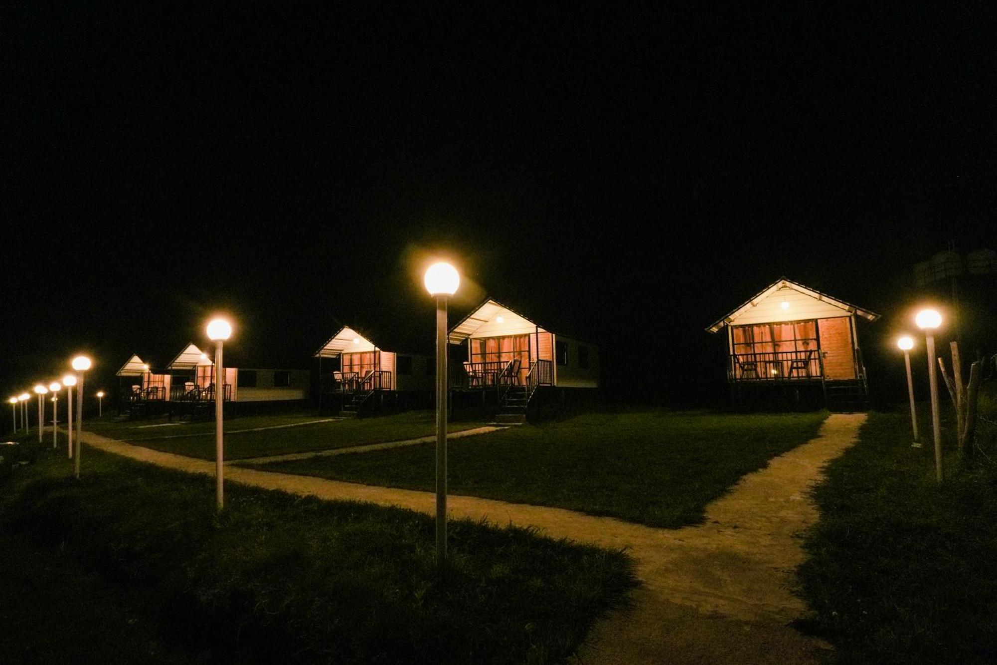 The Hillside Cottages Kanatal Ngoại thất bức ảnh