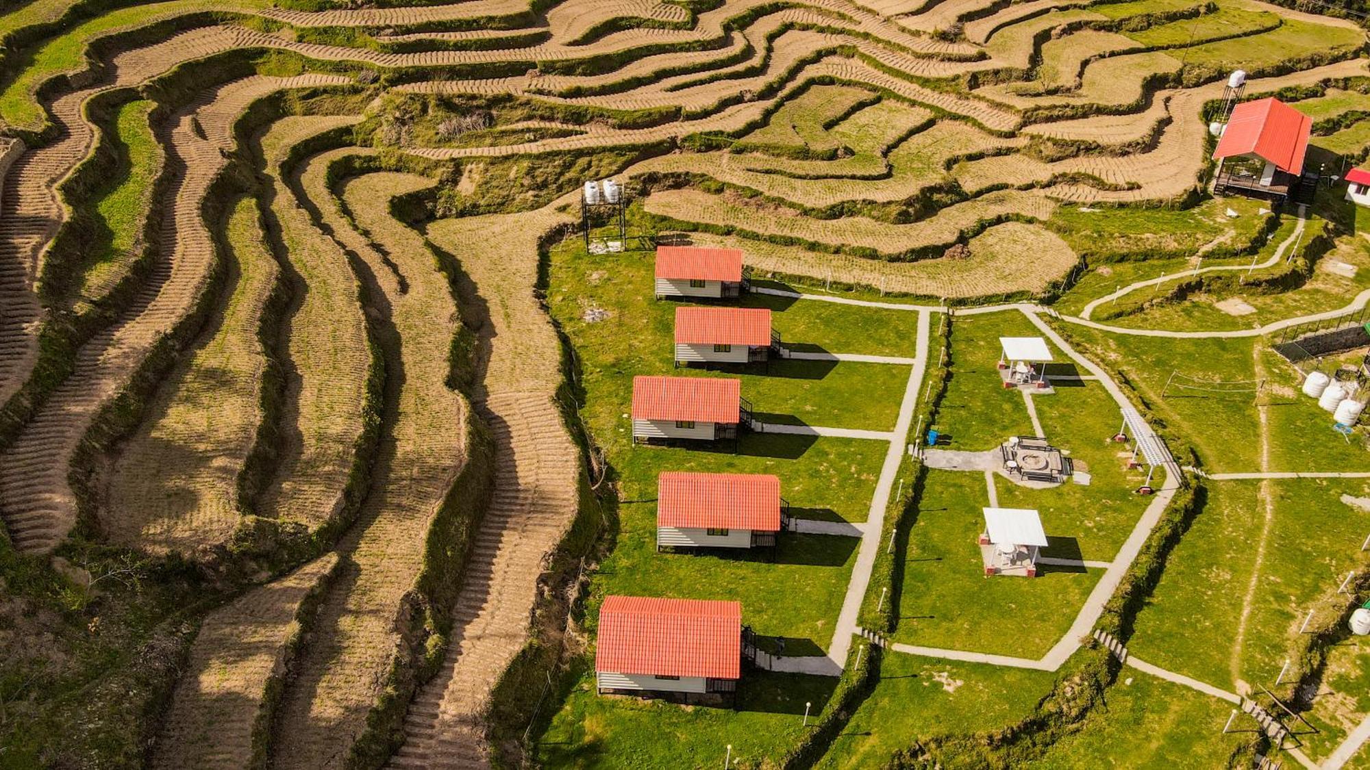 The Hillside Cottages Kanatal Ngoại thất bức ảnh