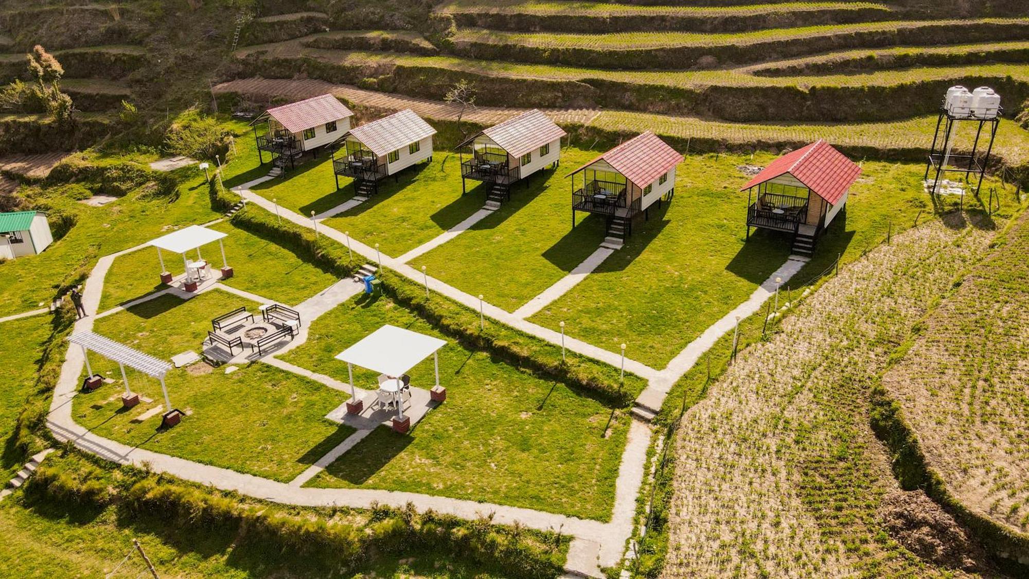 The Hillside Cottages Kanatal Ngoại thất bức ảnh