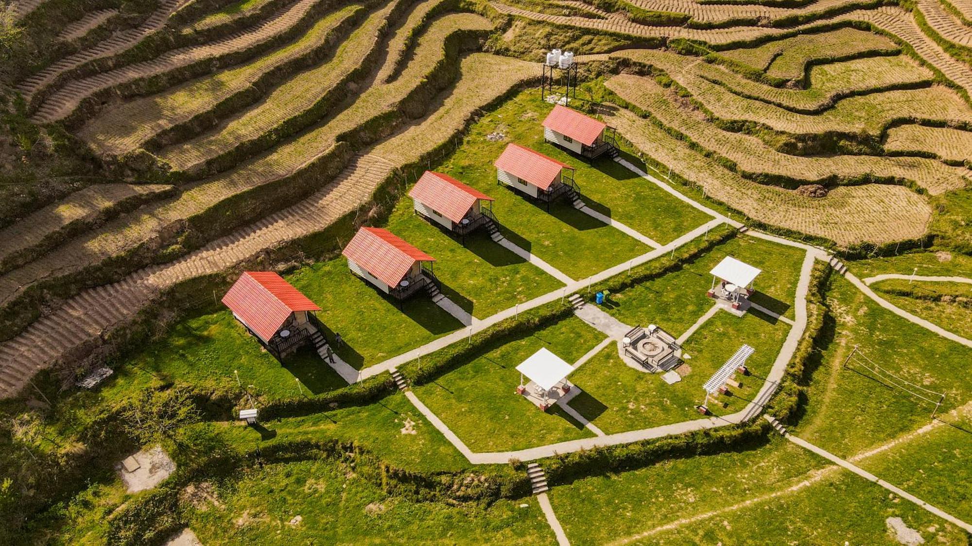 The Hillside Cottages Kanatal Ngoại thất bức ảnh