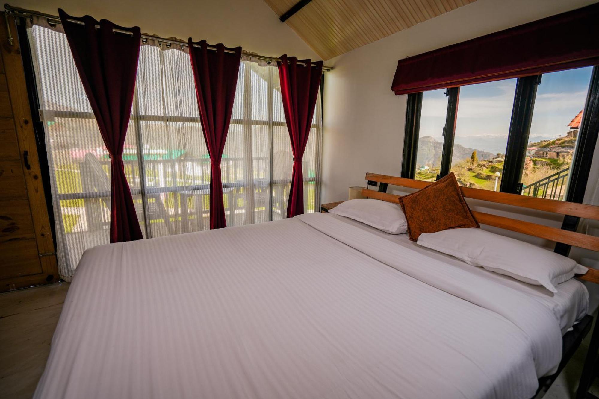 The Hillside Cottages Kanatal Ngoại thất bức ảnh